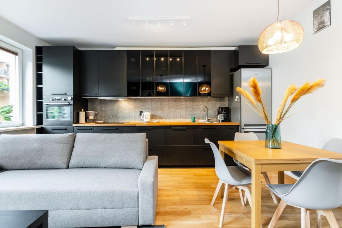 Modern 70M Apartment With Private Garden Metro Warsaw Exterior photo